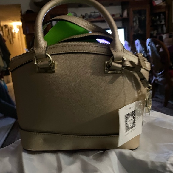 new and used purses - Picture 11 of 14